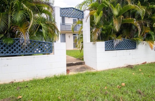 Larrakeyah Apartment | Serenity on Smith | 2 bedroom apartment by Tropical BNB