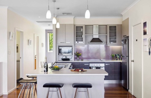 Carrickalinga House | Serenity on Stacey - Spacious Family Getaway with Coastal Views in Carrickalinga