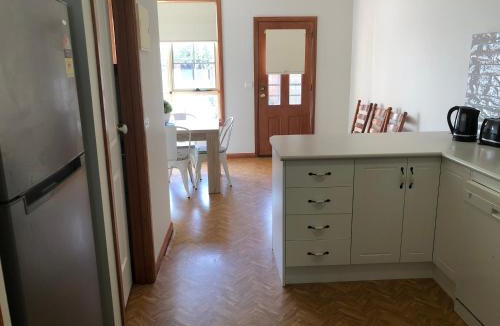 Alfredton House | Serenity on Sturt