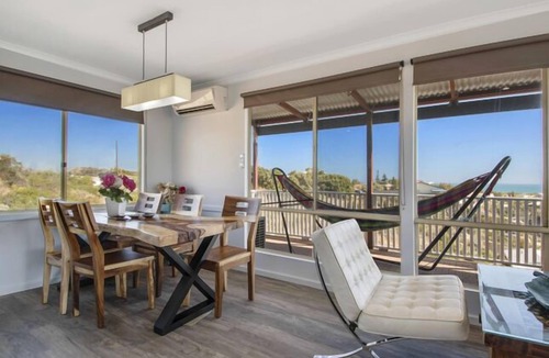 Yanchep House | Serindipity - 180 Degrees ocean view