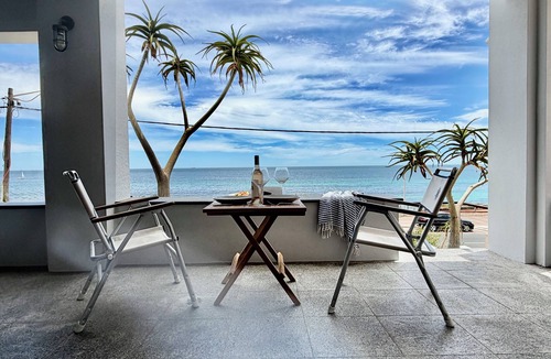 North Beach House | Seriously Amazing Beachside Local - Luxe 4x2 home