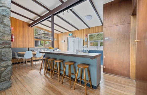 Thredbo Ski Chalet | Sevens Ski Lodge | Thredbo | Cost-effective | 4BR