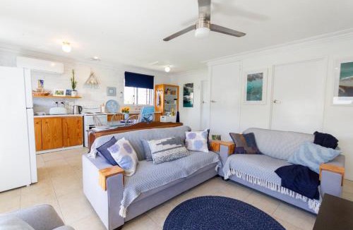 Yanchep House | Shabby Chic Shack - 2 bedroom Beach Cottage