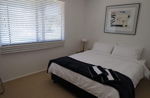 Vincentia House | Shack No 5 by Jervis Bay Breaks