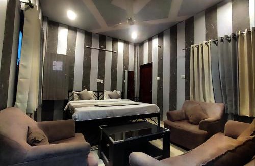 Gomti Nagar Hotel | SHARVIL Inn