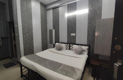 Gomti Nagar Hotel | SHARVIL Inn