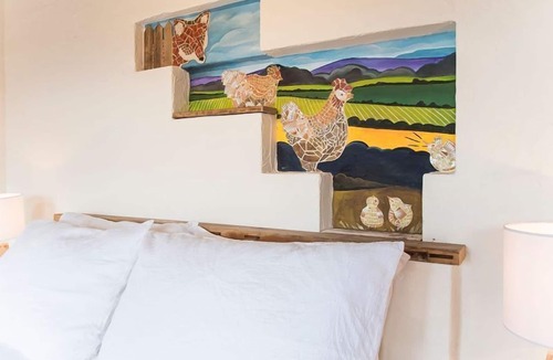 Upper Wakefield House | Shed bed at Clare Valley Luxury Vineyard Stay