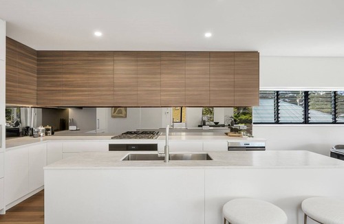 Avoca Beach Apartment | SHELL HOUSE | views, close to beach| Accom Holidays