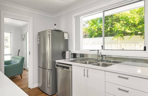 Huskisson House | Shellys by Experience Jervis Bay