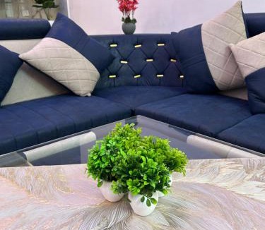 Bullawala Bed & Breakfast | Shelter and sky