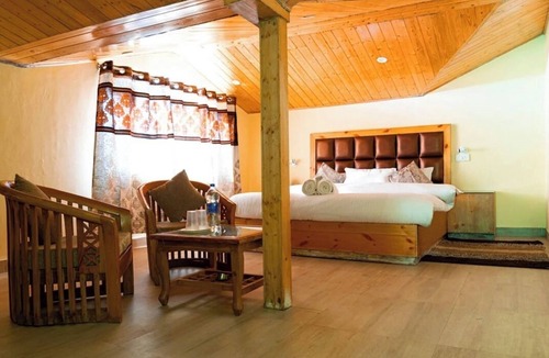Shimla Bed & Breakfast | Shimla Hill View