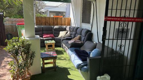 Perth Hostel | Shiralee Hostel -note - Valid passport required to check in