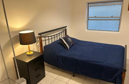 Scarborough Apartment | Shore side
