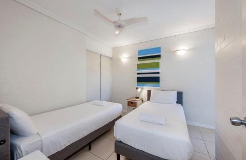 Bargara Hotel | Shoreline Apartments - Unit 4b
