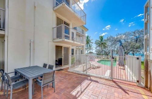 Bargara Hotel | Shoreline Apartments - Unit 9b