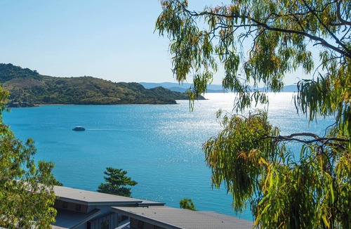 Hamilton Island Apartment | Shorelines 16 Waterfront