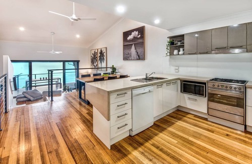 Hamilton Island Apartment | Shorelines 6