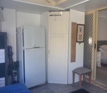 Woodvale Apartment | Short Stay retreat Behn Cove