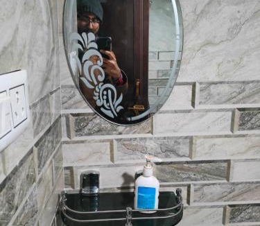 Allahabad House | Shraddhalu Niwas