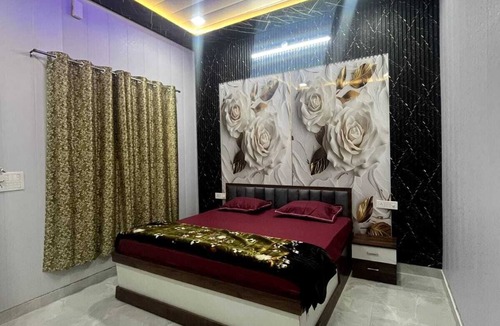 Misrikh House | Shree Ji Dham