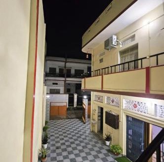 Varanasi Hotel | Shrikunj Home Stay