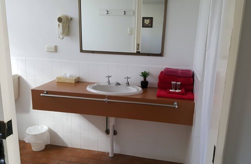 Gladstone Hotel | Siesta Villa Motel