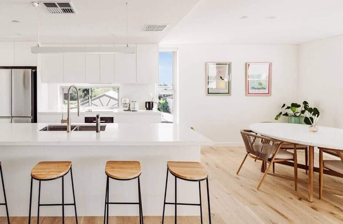 Coolum Beach Apartment | SILK | New Modern Condo 400m to the Beach