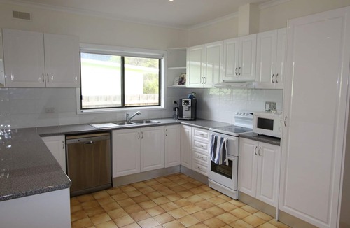 Cowes House | Silvanas Retreat