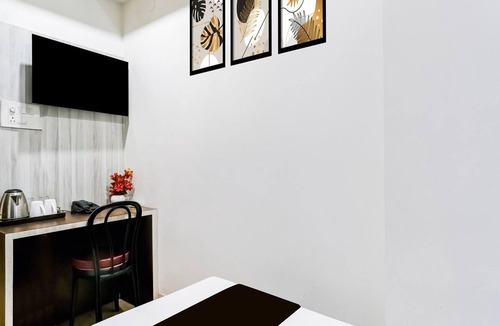 Sualkuchi House | Single Roomsixmile Guwahati