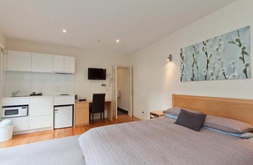 St Kilda Apartment | Sixty Two On Grey Serviced Apartments