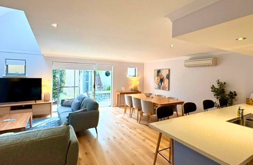 Broadwater Villa | SixtySix at Cape View