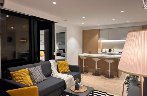 Box Hill Apartment | Sky One Serenity