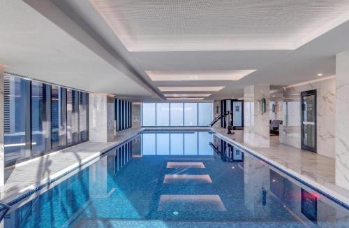 Box Hill Apartment | Skyline Views Premium 2B2B Free Parking Box Hill