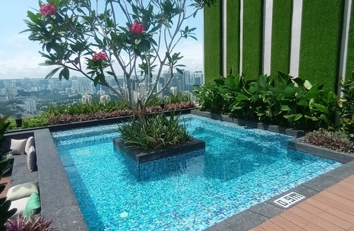 Brickfields Apartment | SkyPool Suite @ KL Sentral - Suite B
