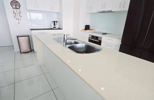 Darwin City Centre Apartment | Skyview 2 Bathroom Sub-Penthouse Harbour Apartment