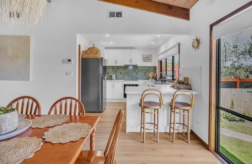 Ocean Grove Apartment | Sleeps 6 - Private Deck - Firepit