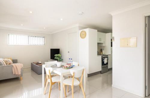 Rocklea Apartment | Smart Suites Self Check-in Apartments - Darnley St