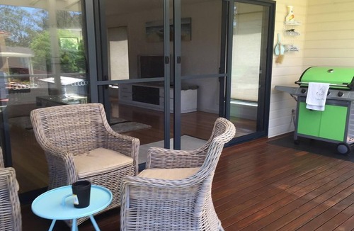 Callala Bay House | So close to the boat ramp and beach for boating enthusiasts and beach goers!