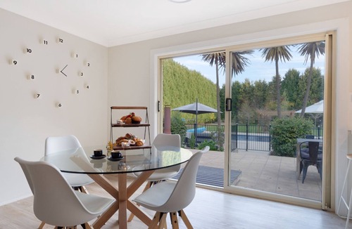 East Bowral House | Soho House – Charming poolside escape