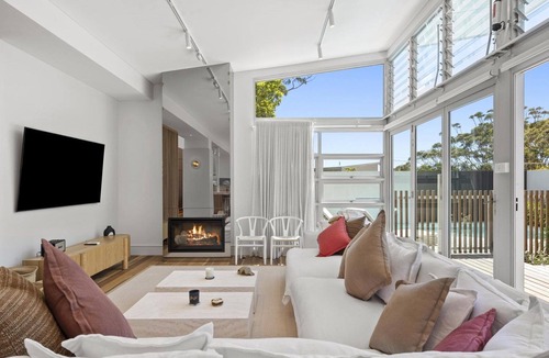 Macmasters Beach House | Sol House at Macmasters Beach