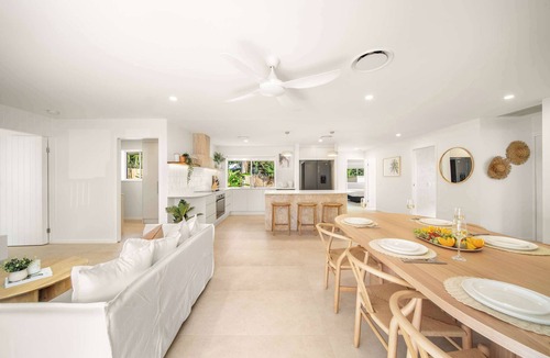 Mooloolaba House | Solara Escape Mooloolaba, Pool + Dog-Friendly Home