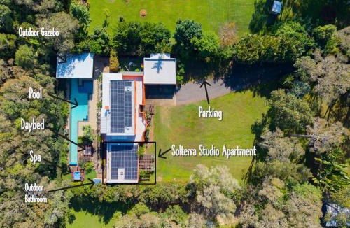Twin Waters House | Solterra- Luxury 25m Pool, Spa & Private Acreage Mudjimba - 5min Airport