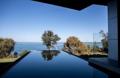 Somers House | Somers Sanctuary - Clifftop Luxury with Pool & Sauna