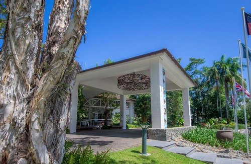 Port Douglas Resort | Sonia's at Ramada Resort Free Wifi