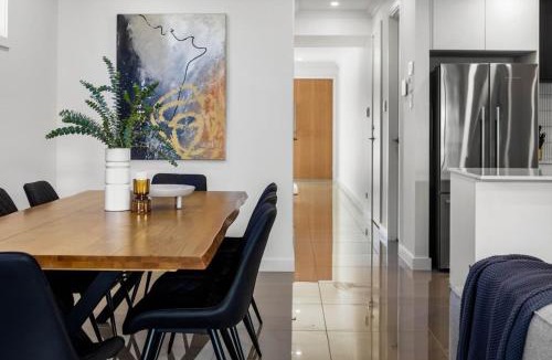Bowden House | Sophisticated and Chic Living Experience UPMARKET Bowden