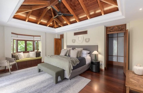 Port Douglas House | Sophisticated Tropical Villa with Infinity Pool