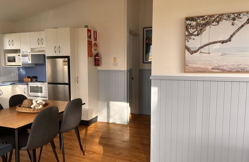 Greenwell Point Cabin | South Coast Retreat
