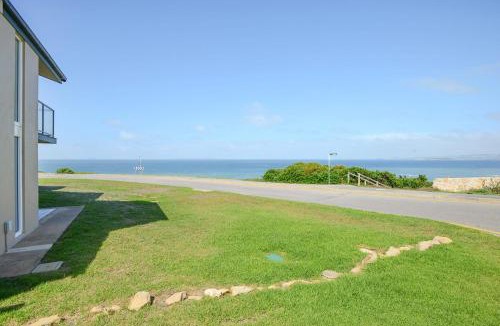 Port Elliot Apartment | South Seas - Port Elliot Beachfront Apt - Wifi