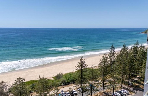 Burleigh Heads Apartment | Southern Cross Beachfront Holiday Apartments