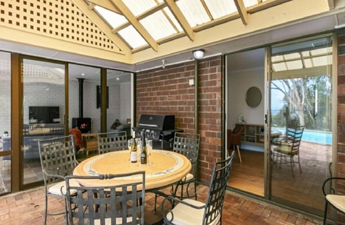 Willunga South House | Southern Vales by Wine Coast Holiday Rentals